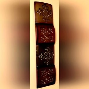 Metal wall decor